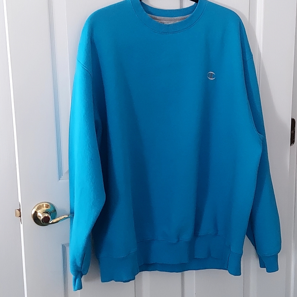Champion Sweatshirt - Picture 7 of 7
